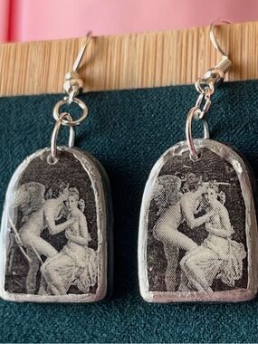 Vintage-Style Black & White Cupid & Psyche Print Drop Earrings